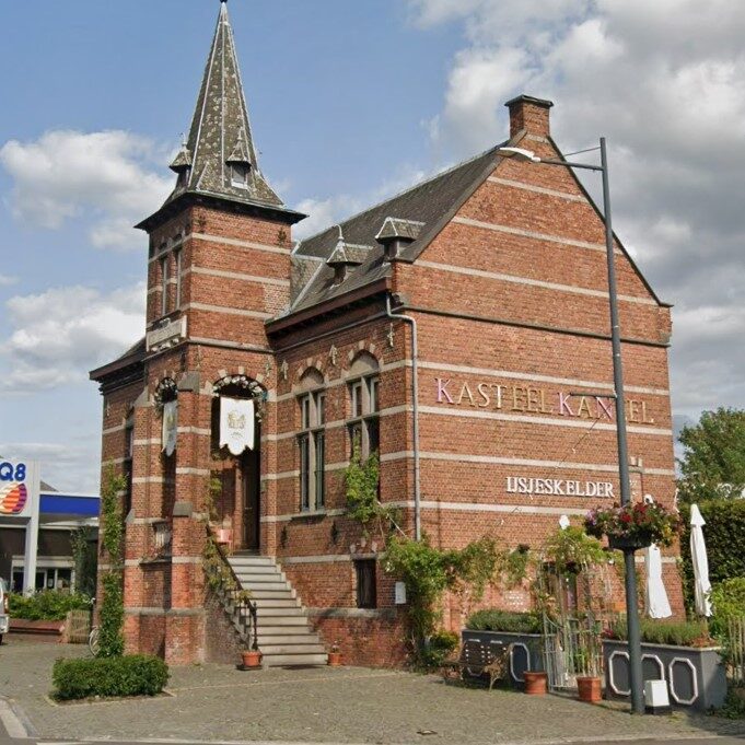 kasteel-kaneel-buiten